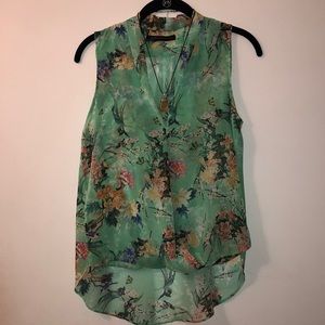 Zara top in XS